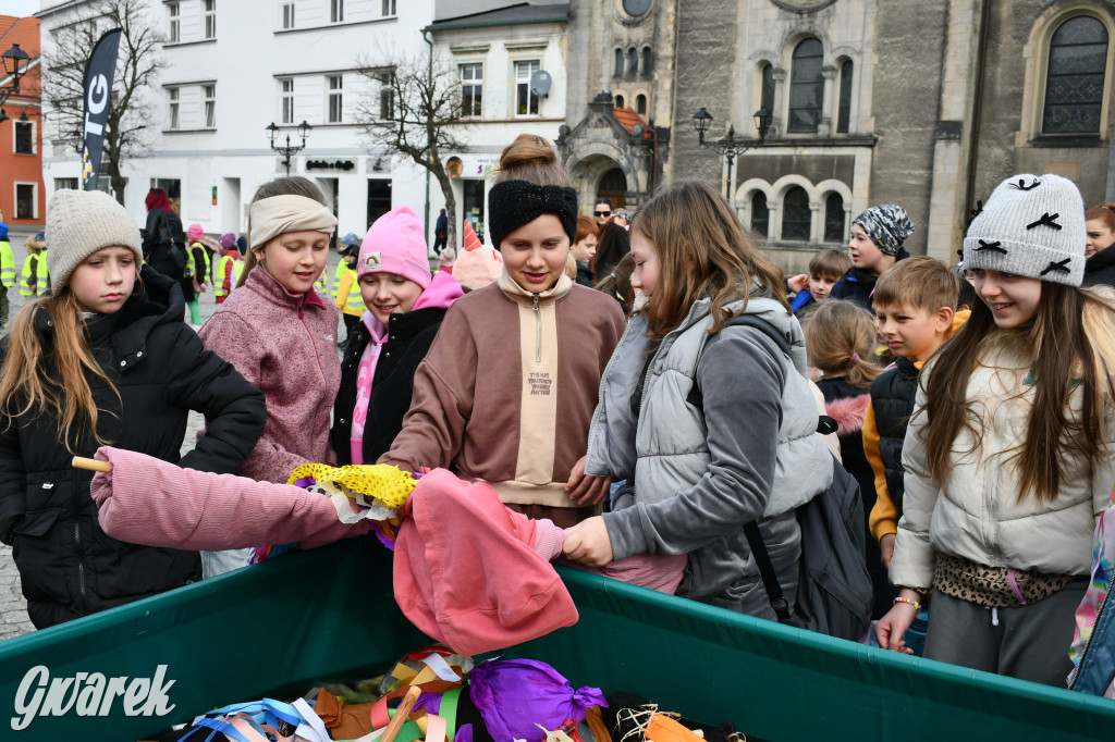 Tarnowskie Góry. Powitanie wiosny na rynku