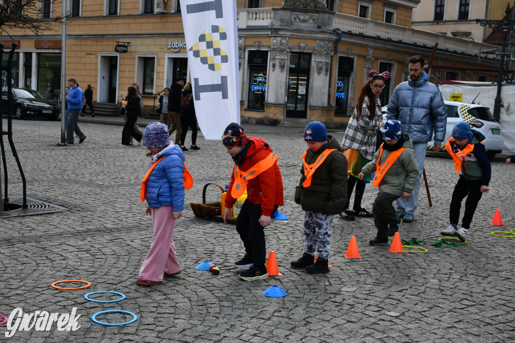 Tarnowskie Góry. Powitanie wiosny na rynku