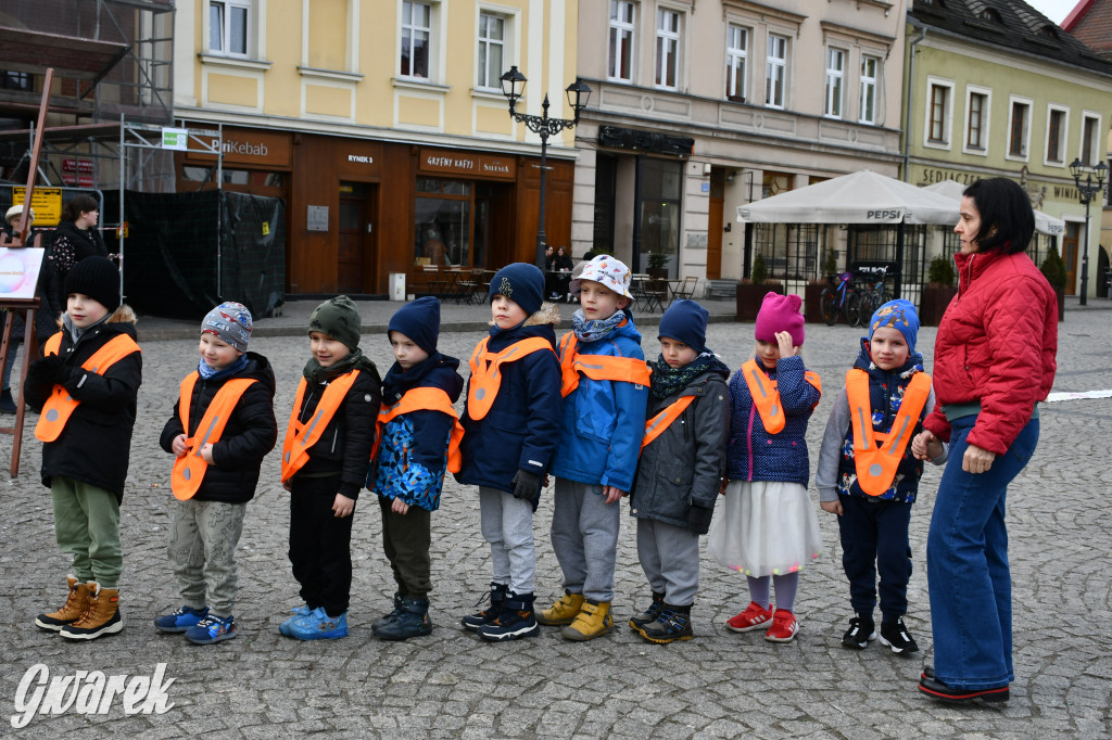 Tarnowskie Góry. Powitanie wiosny na rynku