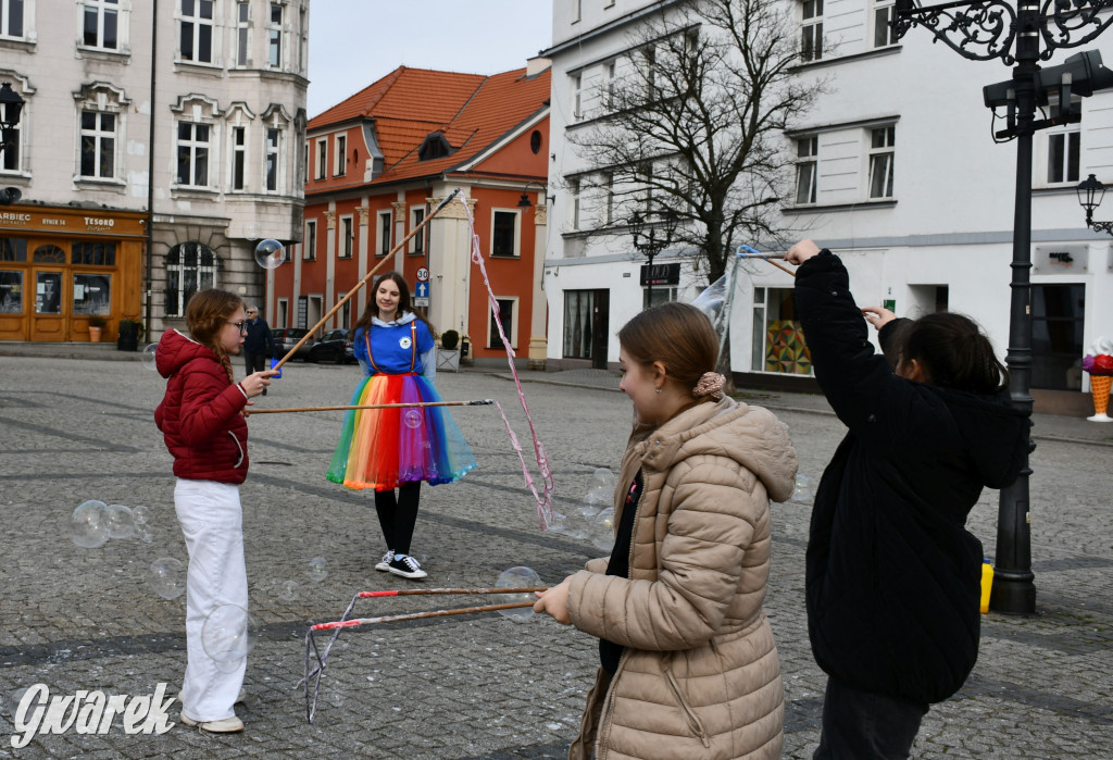 Tarnowskie Góry. Powitanie wiosny na rynku