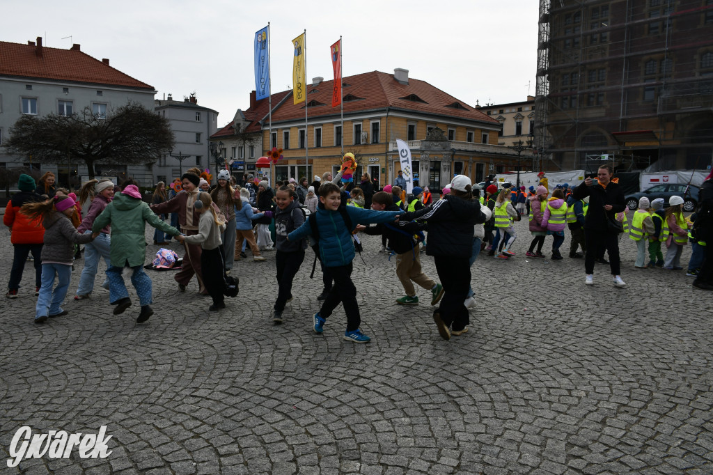 Tarnowskie Góry. Powitanie wiosny na rynku