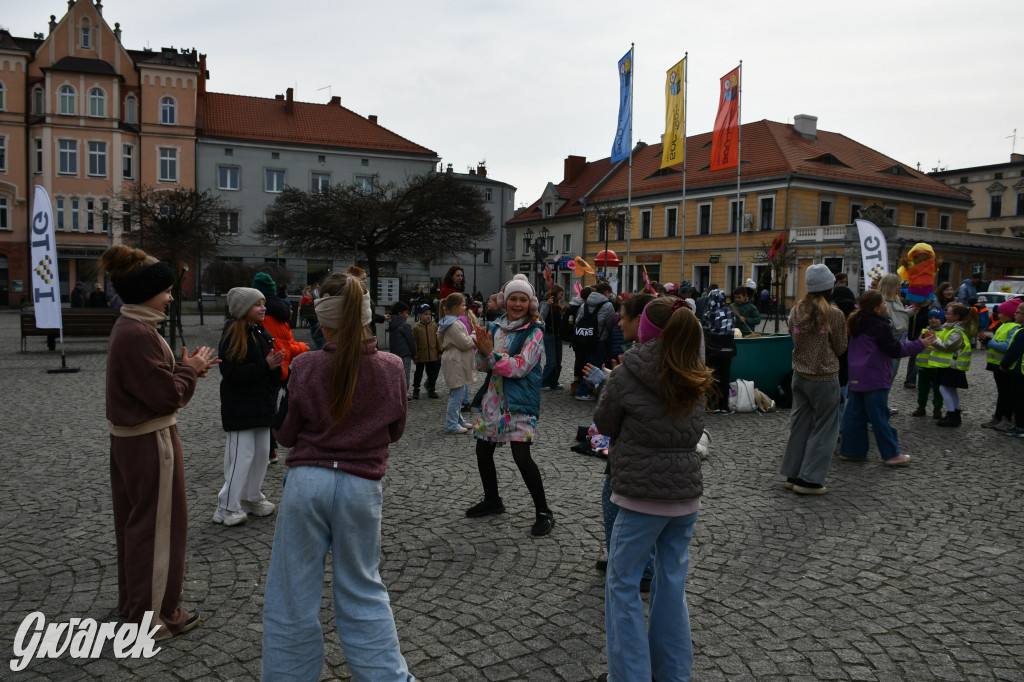 Tarnowskie Góry. Powitanie wiosny na rynku