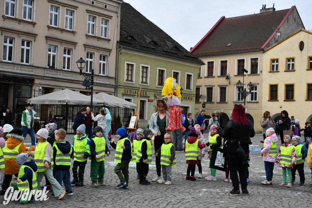 Tarnowskie Góry. Powitanie wiosny na rynku