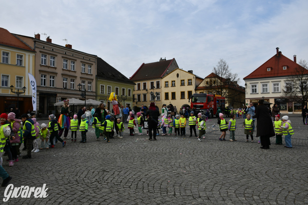Tarnowskie Góry. Powitanie wiosny na rynku