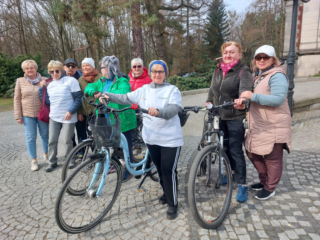  Park w Świerklańcu w kwiatach