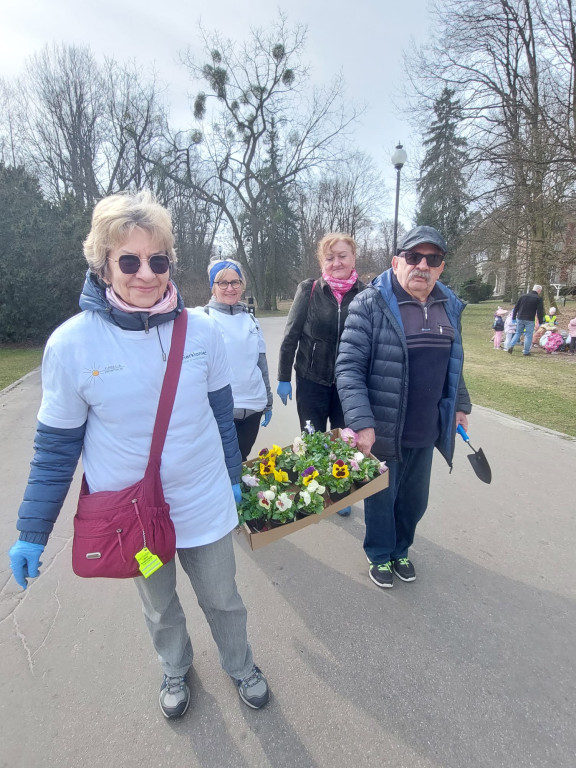  Park w Świerklańcu w kwiatach