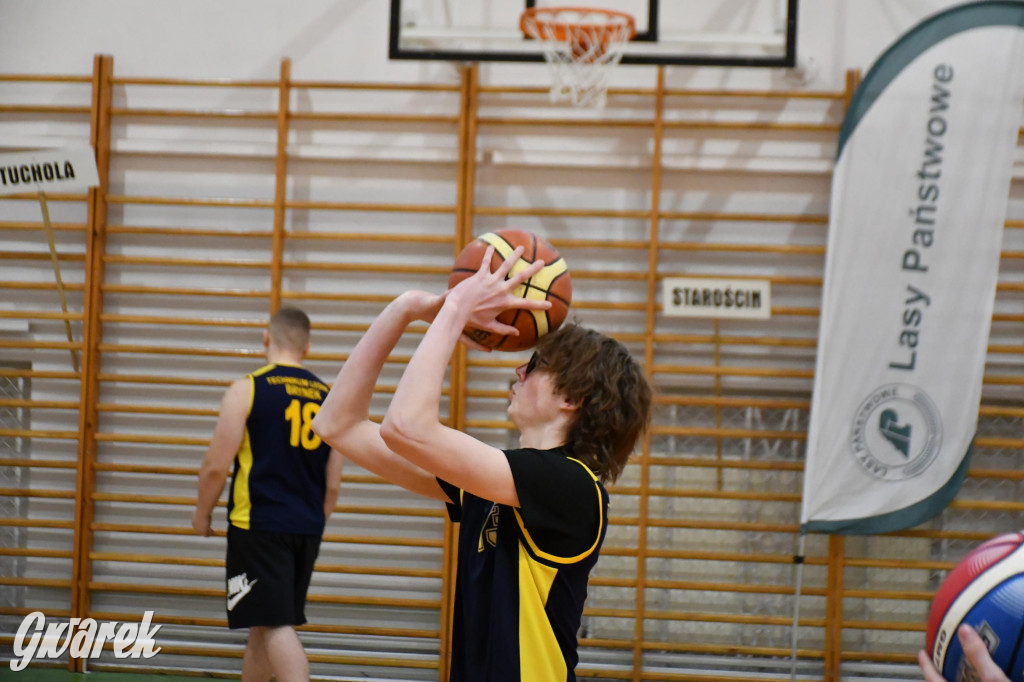 Brynek. Mistrzostwa Polski Szkół Leśnych w Koszykówce
