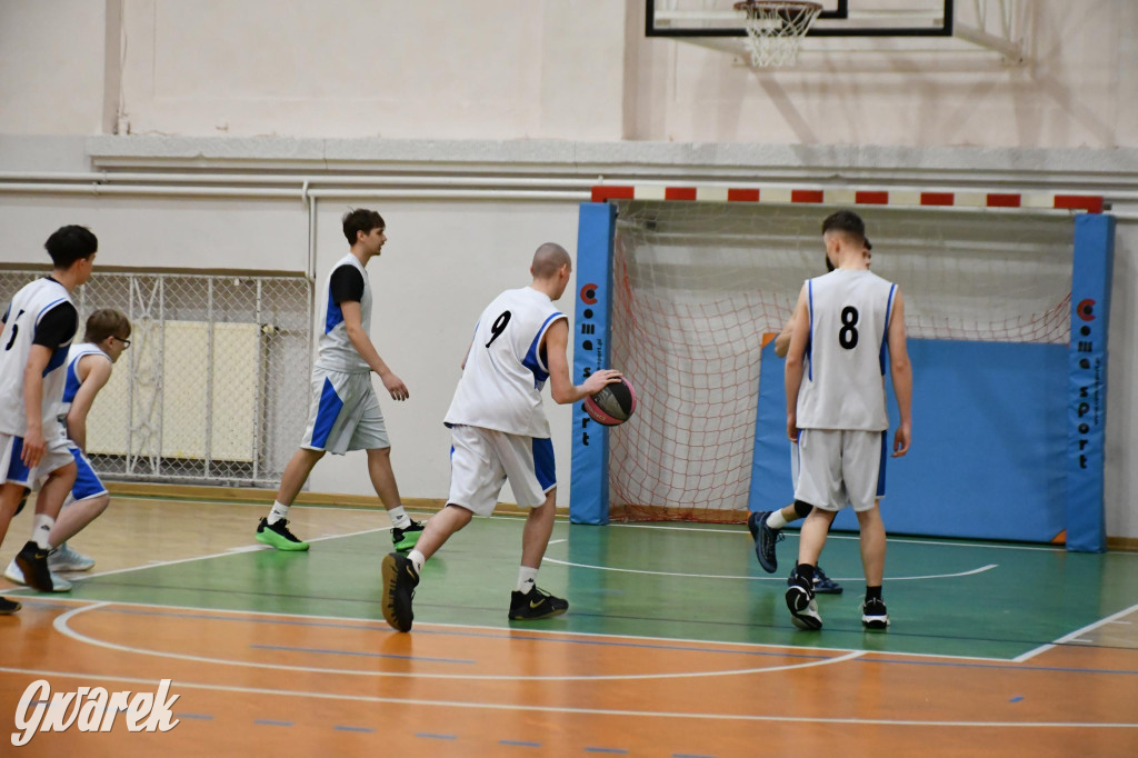 Brynek. Mistrzostwa Polski Szkół Leśnych w Koszykówce