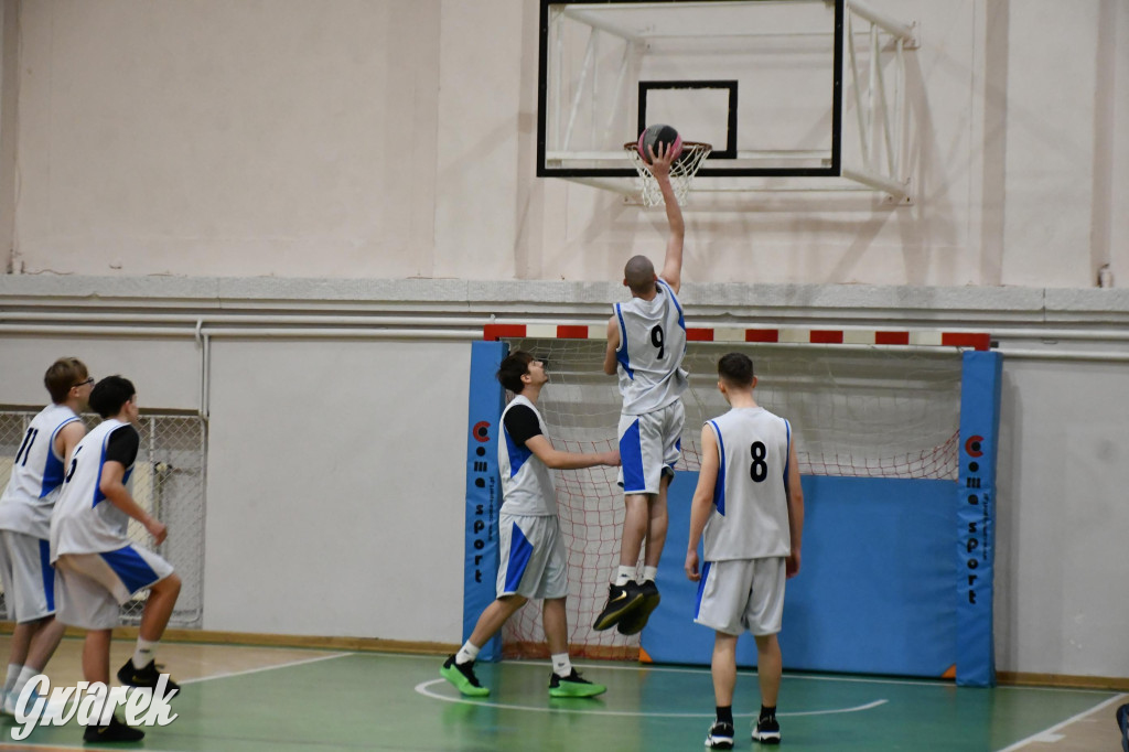 Brynek. Mistrzostwa Polski Szkół Leśnych w Koszykówce