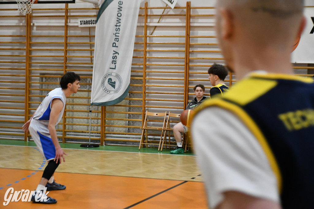 Brynek. Mistrzostwa Polski Szkół Leśnych w Koszykówce