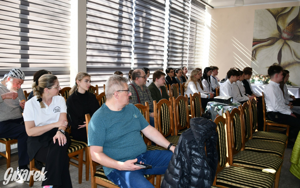 Czerwona skrzynka, czyli Gastronomik od kuchni