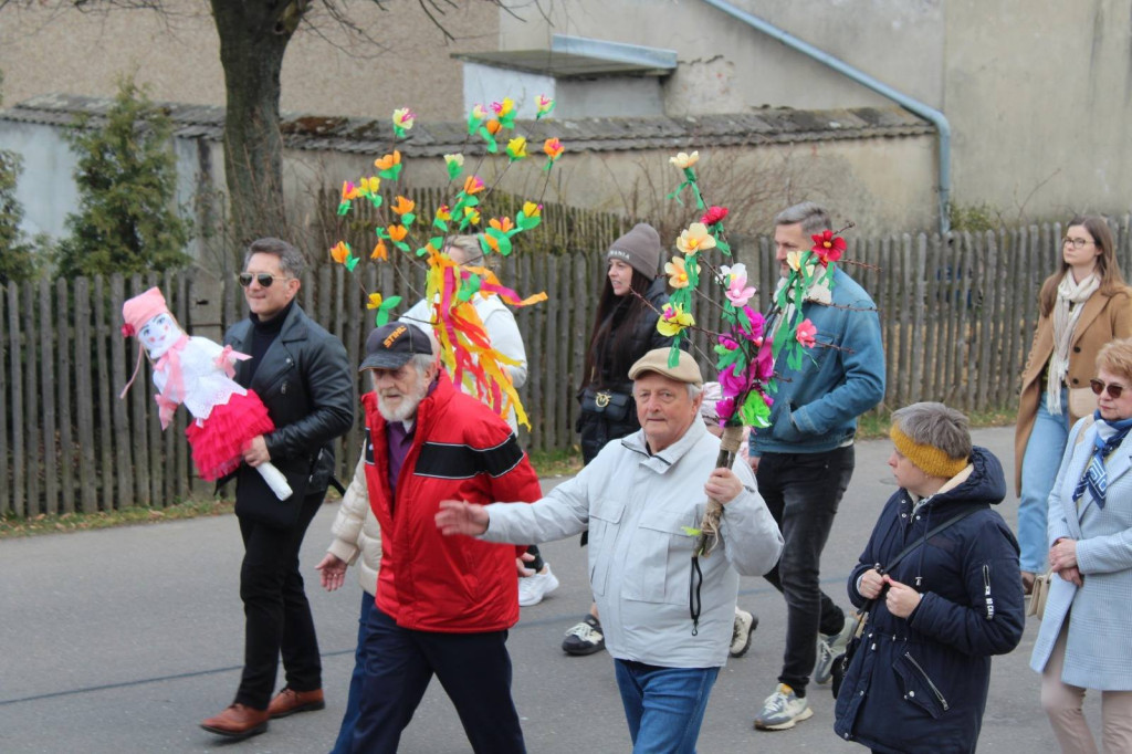 Marzanny utonęły w Brynicy. Tradycji stało się zadość