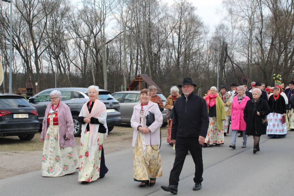 Marzanny utonęły w Brynicy. Tradycji stało się zadość