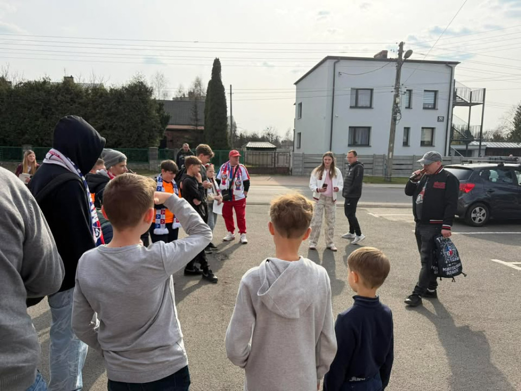 Zawodnicy Górnika Zabrze w Miasteczku Śląskim