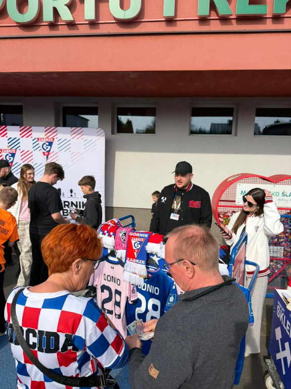 Zawodnicy Górnika Zabrze w Miasteczku Śląskim