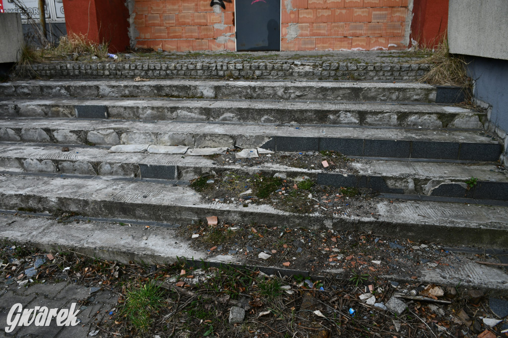 Strzybnica. Czy dawny biurowiec idzie do rozbiórki?