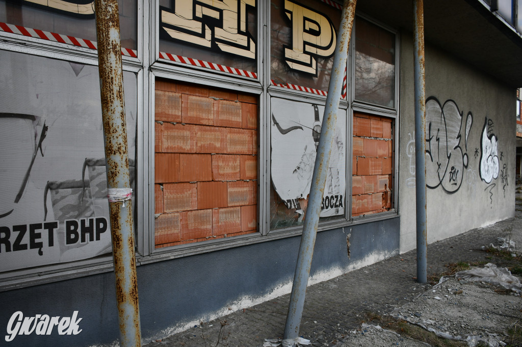 Strzybnica. Czy dawny biurowiec idzie do rozbiórki?