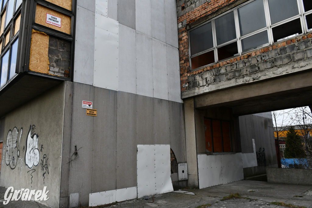Strzybnica. Czy dawny biurowiec idzie do rozbiórki?