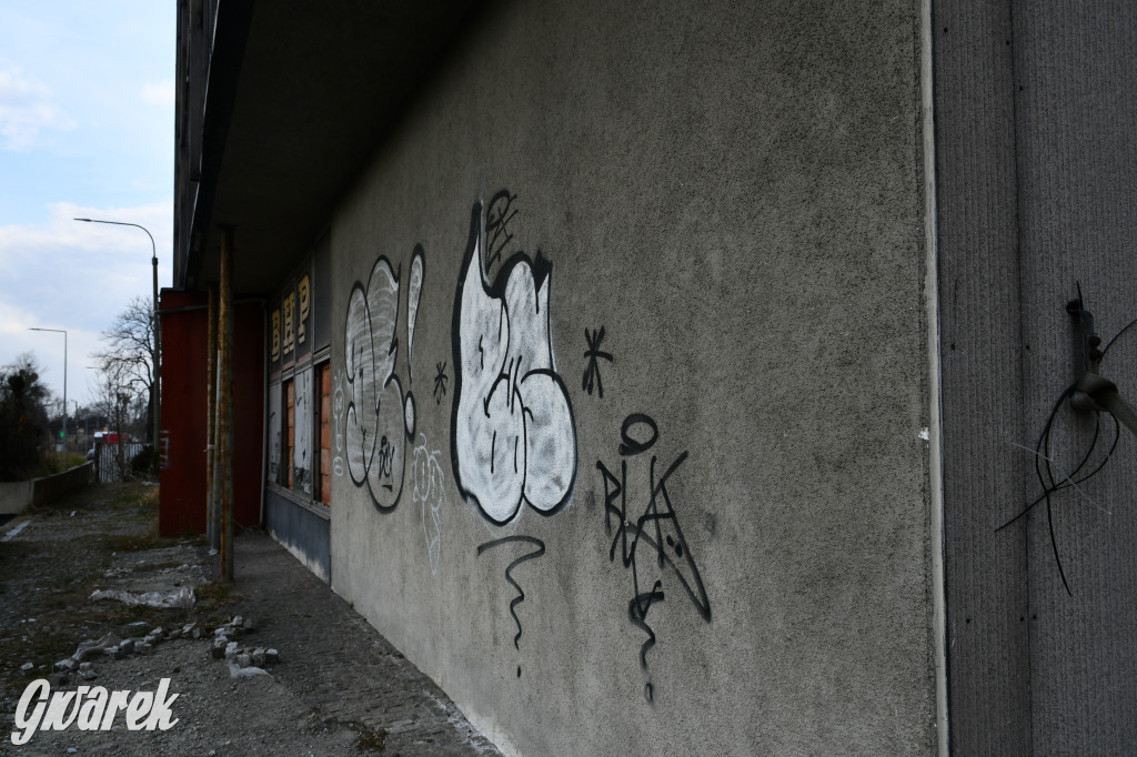 Strzybnica. Czy dawny biurowiec idzie do rozbiórki?