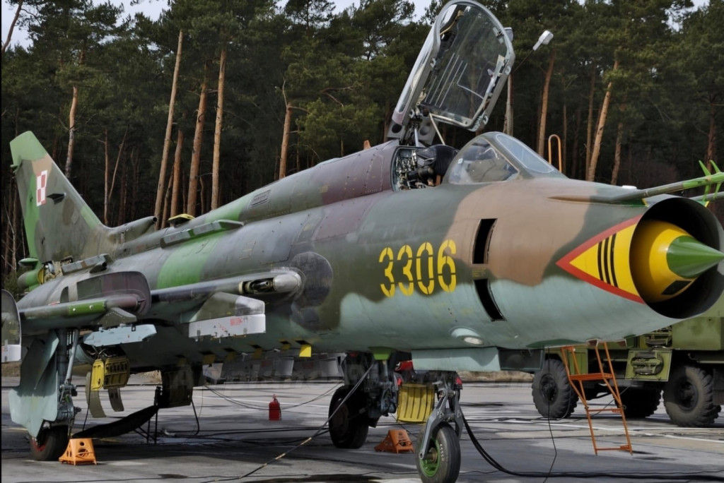 Z Sosnowca do Zbrosławic. Su-22 już w naszym muzeum