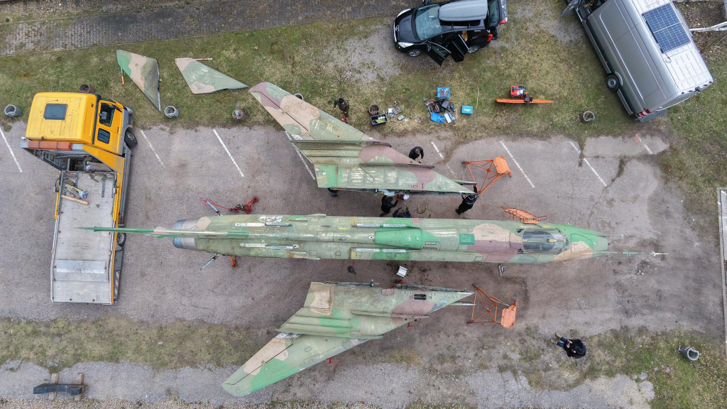 Z Sosnowca do Zbrosławic. Su-22 już w naszym muzeum