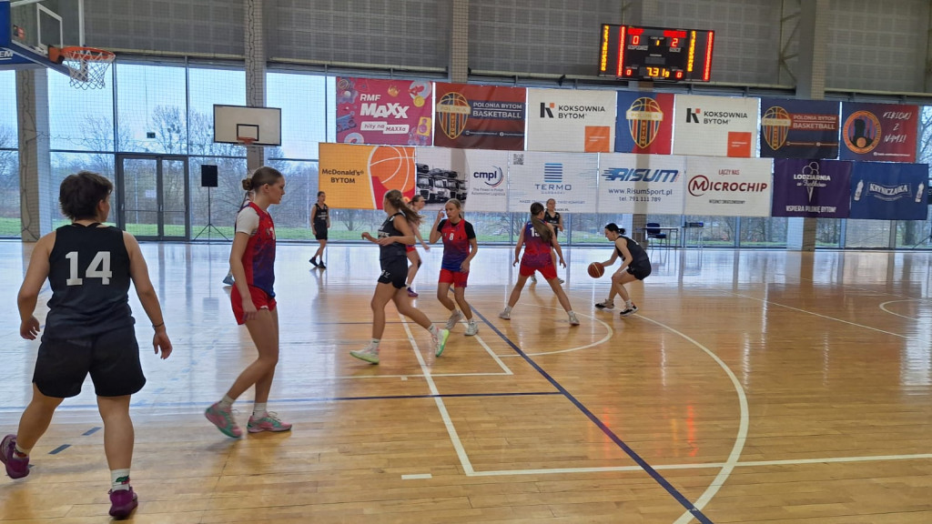 Srebro także dla Staszica. Koszykarki pokazały moc