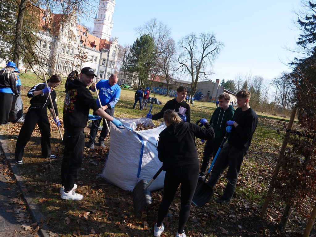 Wiosenne porządki w Centrum Kultury Śląskiej z #uczęsięwtg