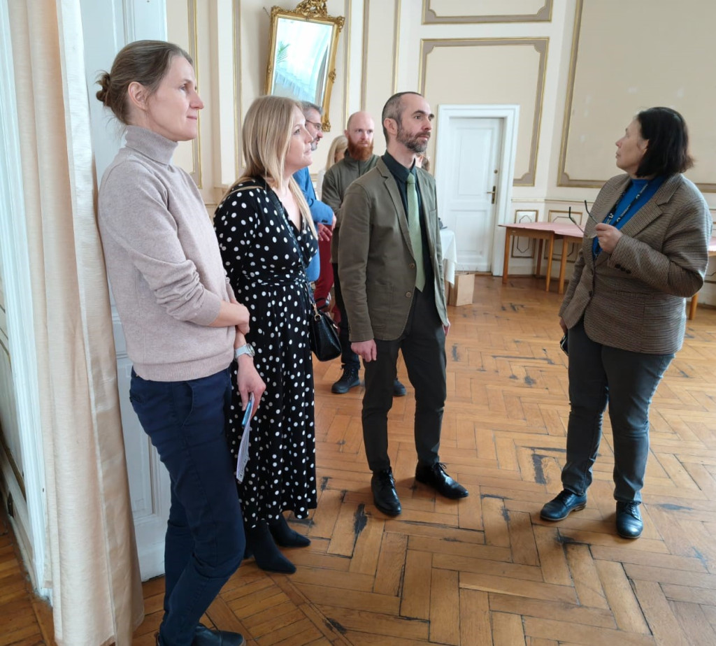 Wicemarszałek, dyrektor i brama Donnersmarcków