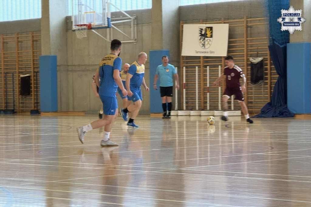 Tarnowskie Góry. Nasi mundurowi walczyli w hali