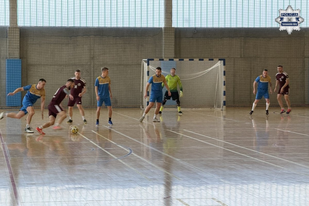 Tarnowskie Góry. Nasi mundurowi walczyli w hali