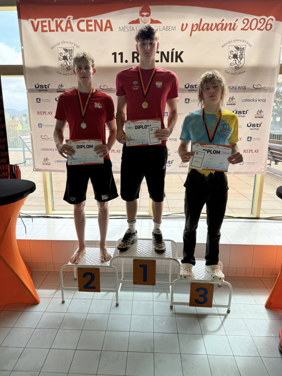 MKS Park Wodny Tarnowskie Góry z workiem medali