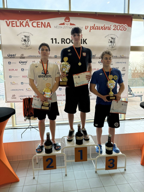 MKS Park Wodny Tarnowskie Góry z workiem medali