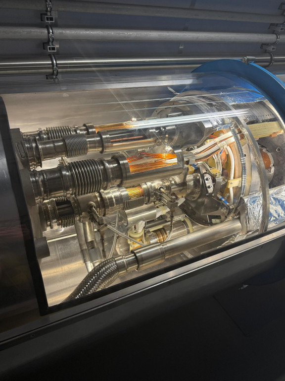 Nauczycielka z Sorbony w centrum badań jądrowych