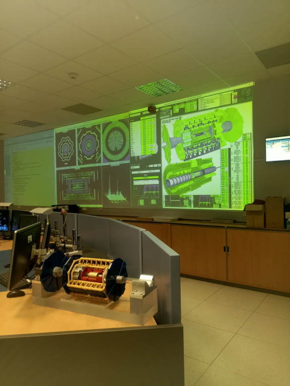 Nauczycielka z Sorbony w centrum badań jądrowych