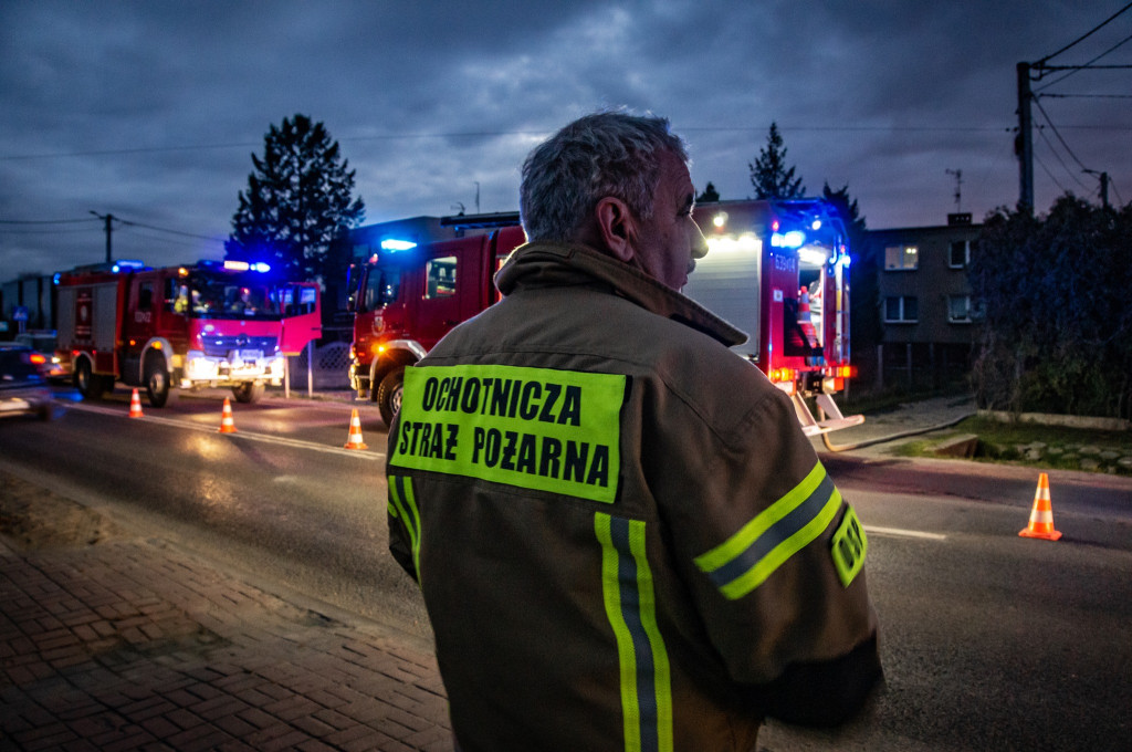 Świerklaniec. Pożar gasiły 4 zastępy strażaków