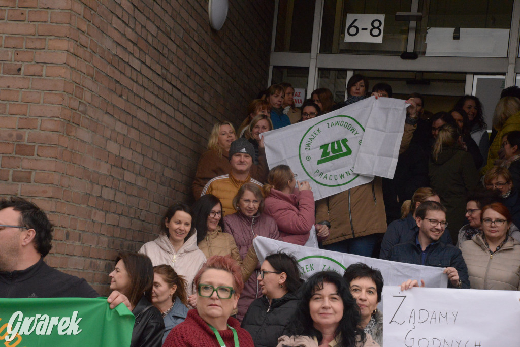 Tarnowskie Góry. Domagają się godnej płacy
