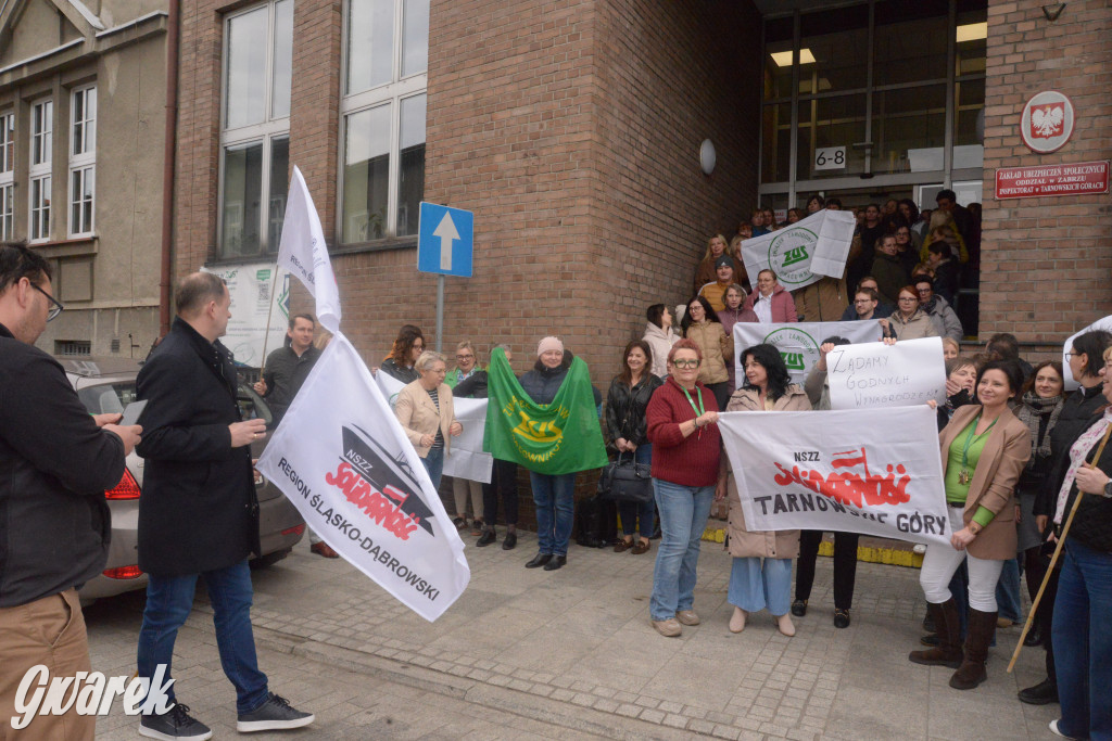 Tarnowskie Góry. Domagają się godnej płacy
