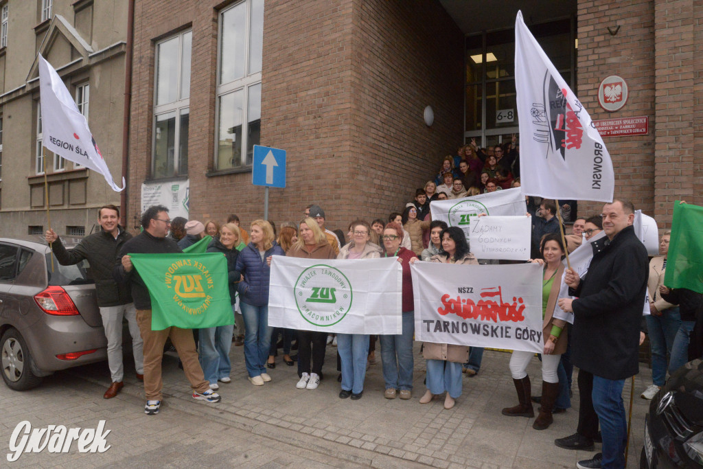 Tarnowskie Góry. Domagają się godnej płacy