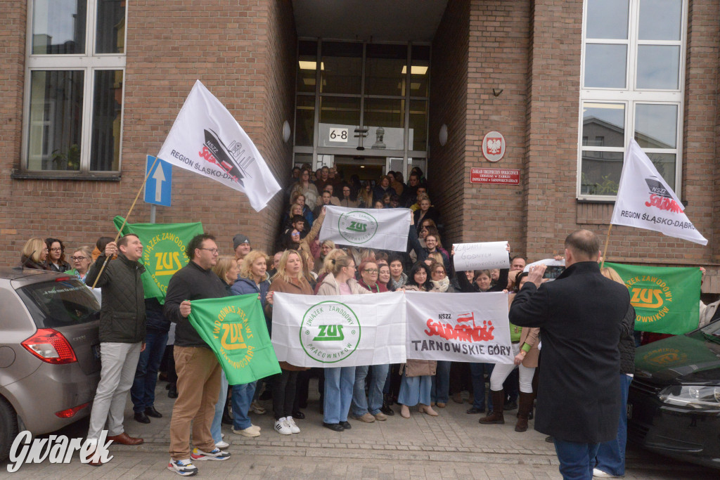 Tarnowskie Góry. Domagają się godnej płacy