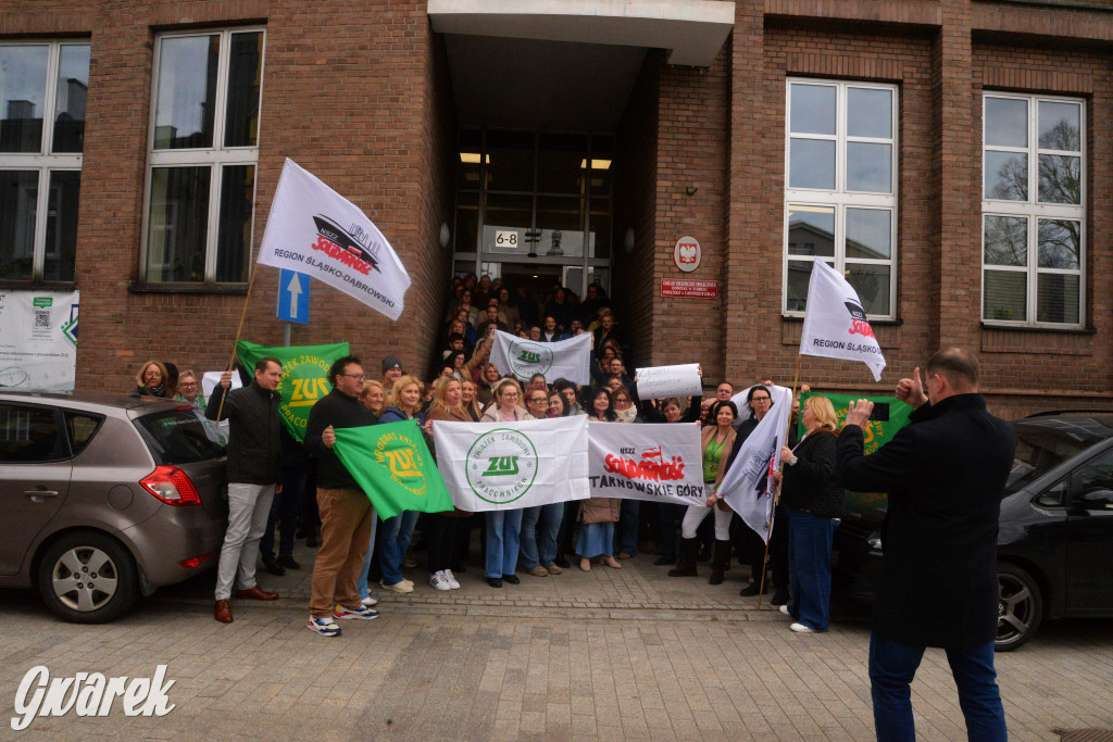 Tarnowskie Góry. Domagają się godnej płacy