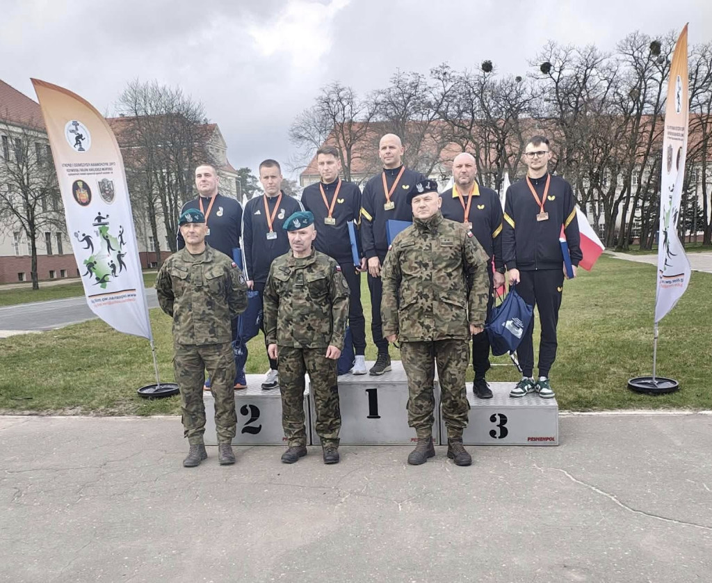 Nasz zawodnik i żołnierz z medalami mistrzostw Polski
