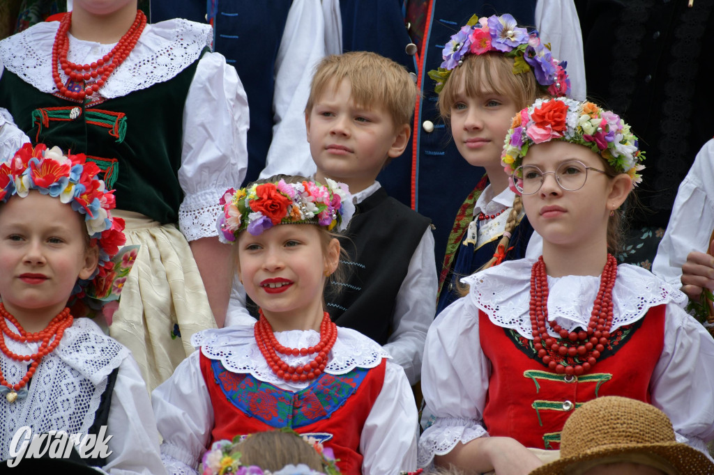 Radzionków. Wielkanocna tradycja w stroju regionalnym