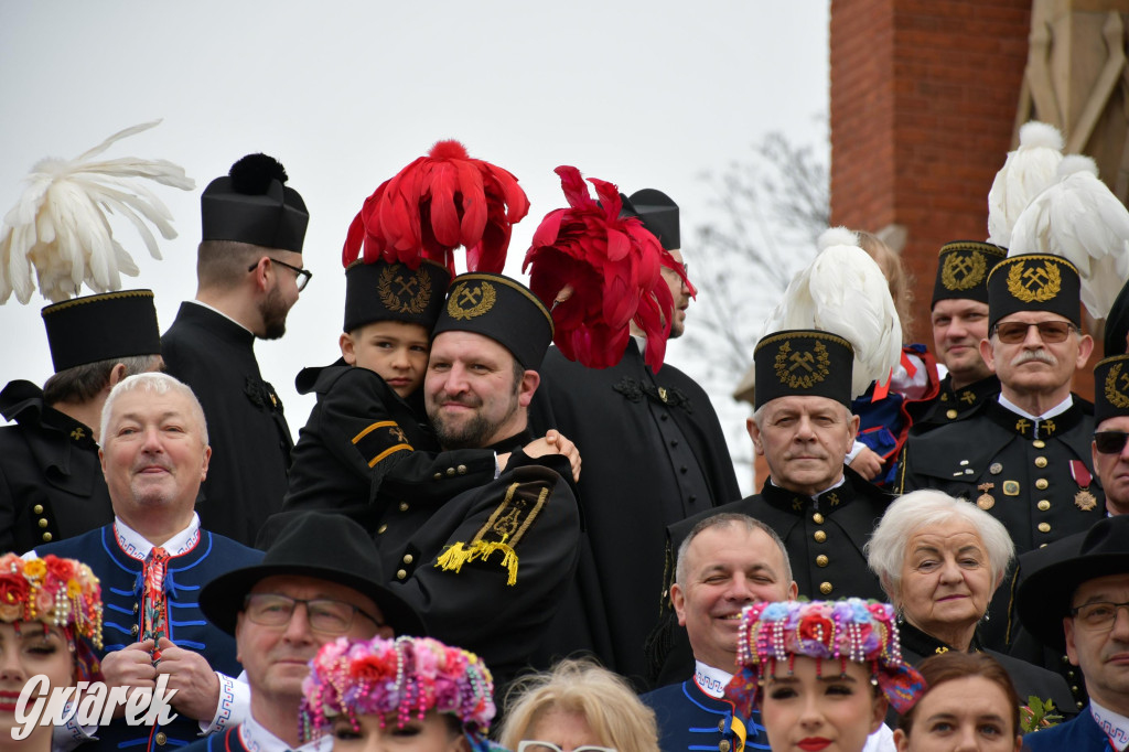 Radzionków. Wielkanocna tradycja w stroju regionalnym