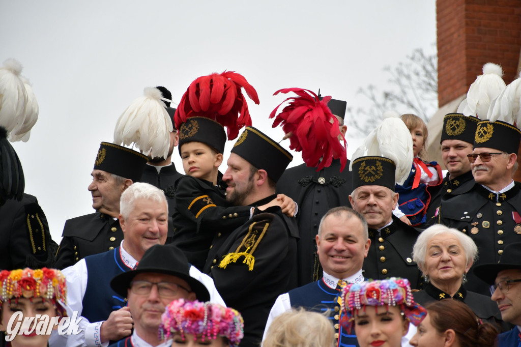 Radzionków. Wielkanocna tradycja w stroju regionalnym