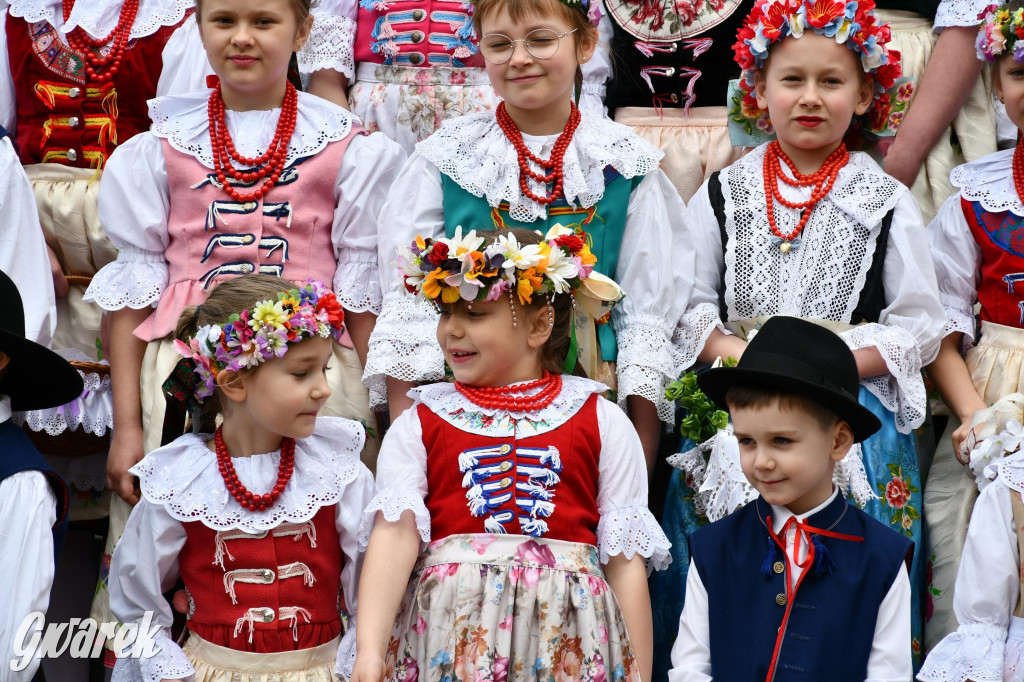 Radzionków. Wielkanocna tradycja w stroju regionalnym