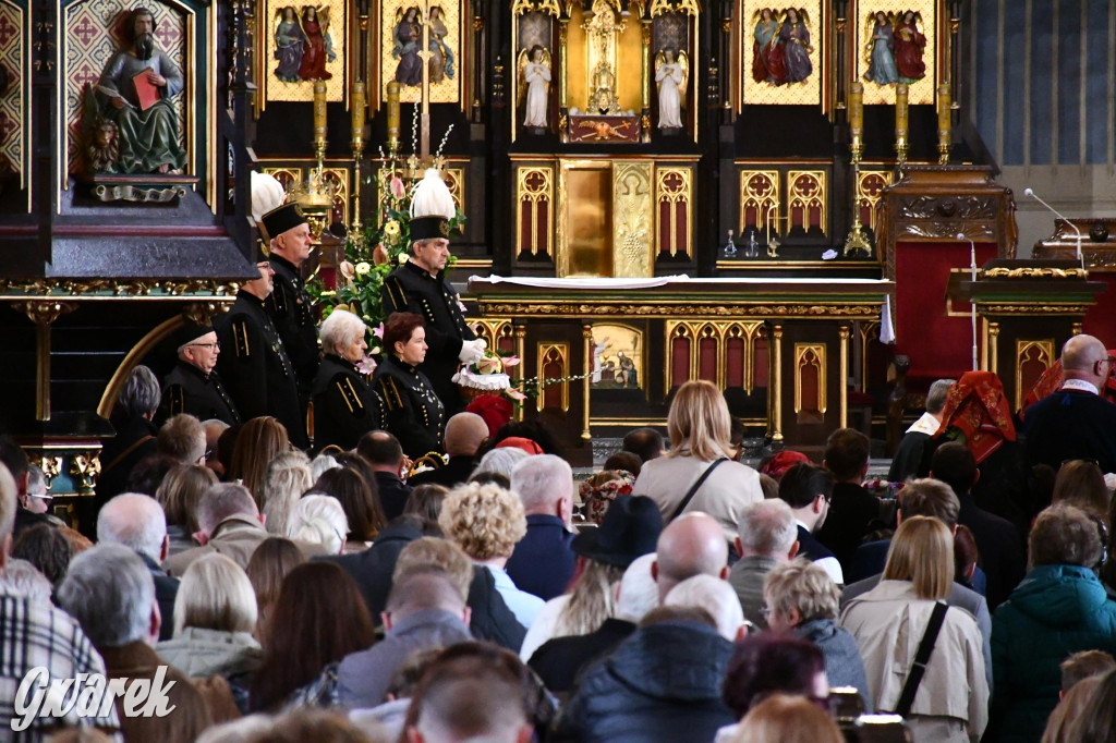Radzionków. Wielkanocna tradycja w stroju regionalnym