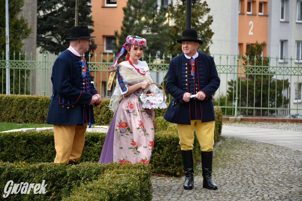 Radzionków. Wielkanocna tradycja w stroju regionalnym