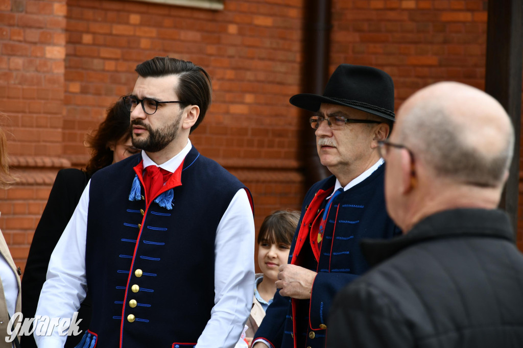 Radzionków. Wielkanocna tradycja w stroju regionalnym