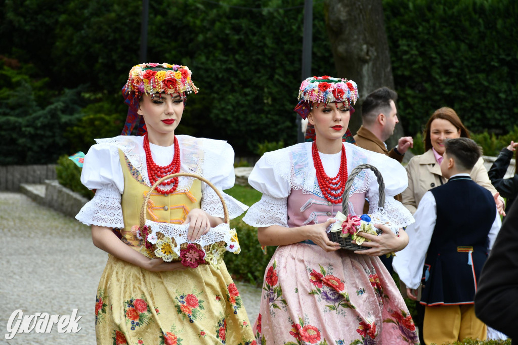 Radzionków. Wielkanocna tradycja w stroju regionalnym