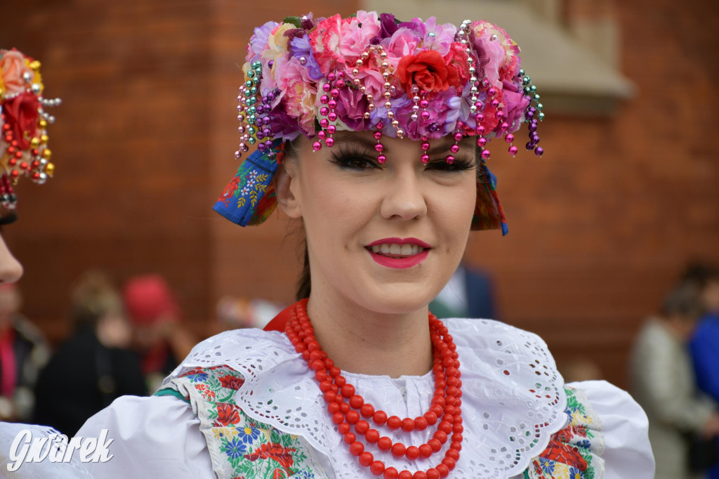 Radzionków. Wielkanocna tradycja w stroju regionalnym